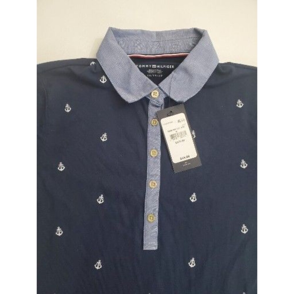 Tommy Hilfiger Women's Short Sleeve 1/2 Button Up Blouse, Anchors, Blue, XS